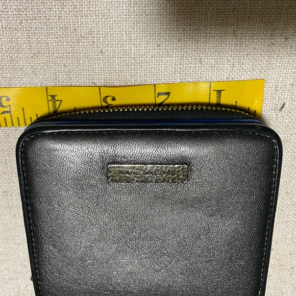 1 DAY SALE!!‼️MARC JACOBS MADE IN ITALY WALLET - Picture 13 of 13